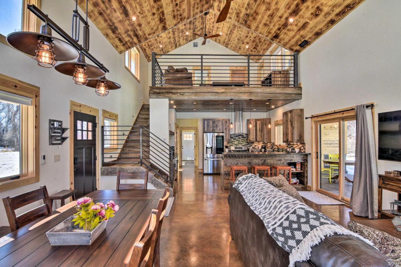 Riverfront Home With Bbq 2 Mi To Downtown Gunnison! Εξωτερικό φωτογραφία